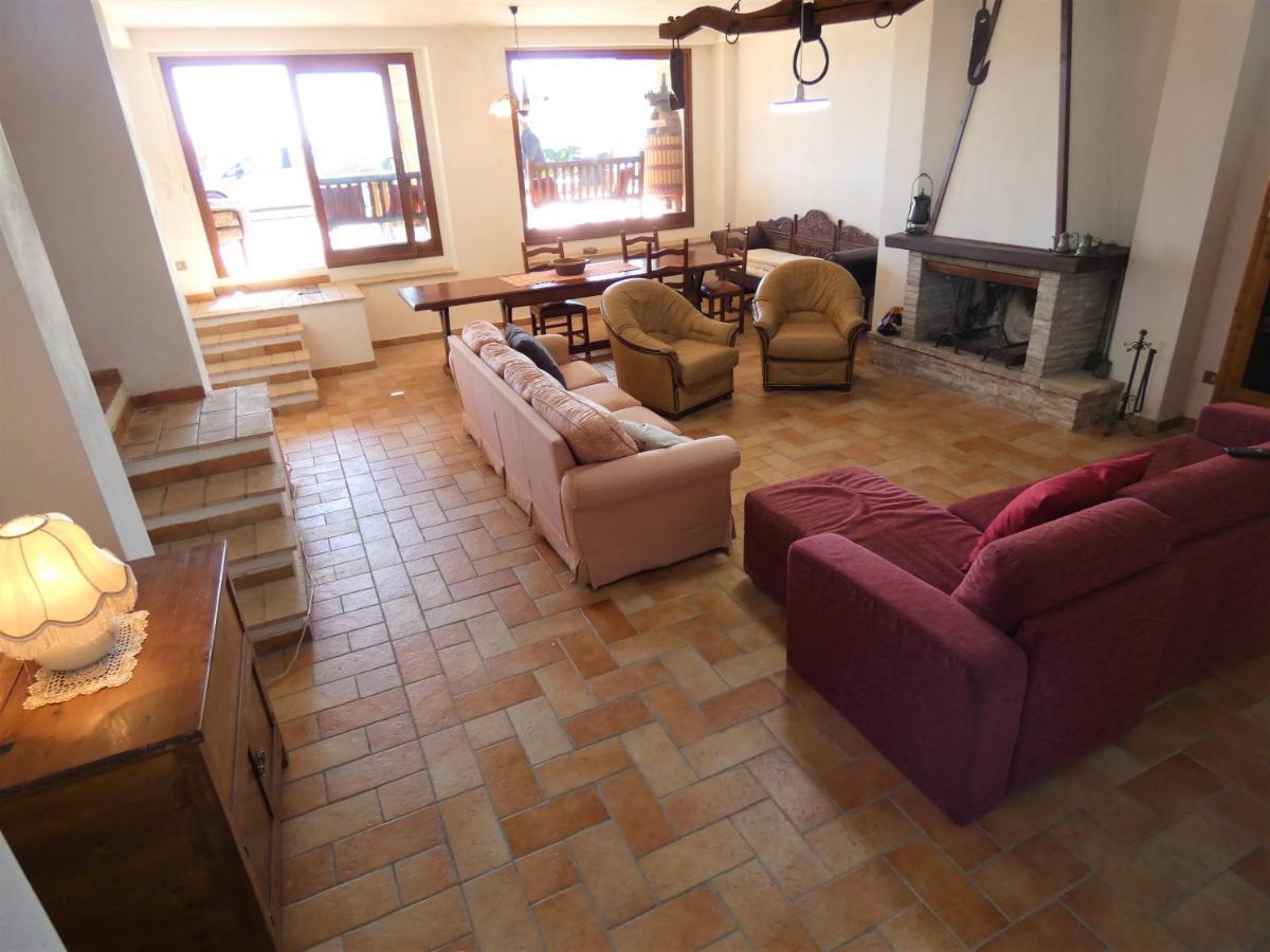 Scappo In Umbria, La Vallata Parrano Экстерьер фото